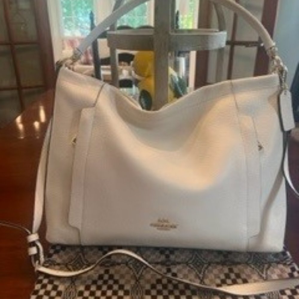 Coach Scout Hobo Pebbled Leather in off white in EUC!